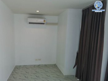 *****ทาวน์โฮมมือสองย่านกรุงเทพฯ ม.เดอะวิลโล่ว์ รามอินทรา เนื้อที่ 17.5 ตร.ว. ฟังก์ชันจัดเต็มถึง 3 ห้องนอน 3 ห้องน้ำ 1 ที่จอดรถ บ้านสวยพร้อมอยู่ บรรยากาศเงียบสงบ บนทำเลดี ใกล้รถไฟฟ้าสายสีชมพู "สถานีรามอินทรา", แฟชั่นไอส์แลนด์ และทางด่วน "รามอินทรา-อาจณรงค์" ในราคาต่อรองได้!